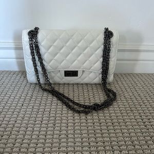 White women purse with chain